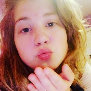 Meet your Posher, Emmarae